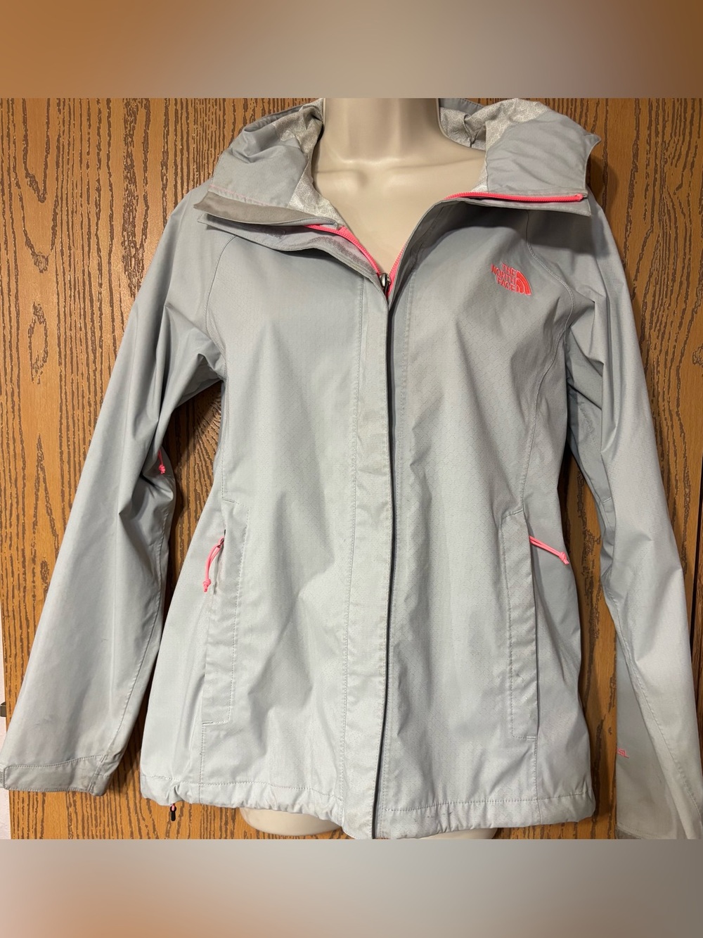 The North Face Light Gray Ski Jacket with Pink Trim